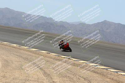 media/Apr-10-2022-SoCal Trackdays (Sun) [[f104b12566]]/Bowl (11am)/